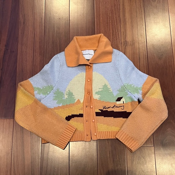 HOUSE OF SUNNY SWEATER - Picture 2 of 3